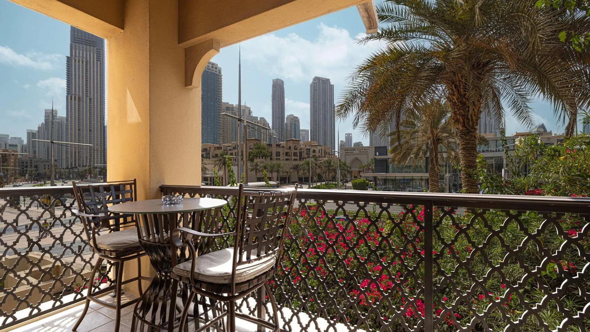 Luxury 2Br Apartment In Downtown Dubai Burj Khalifa View Walk To Dubai Mall By Aya Boutique
