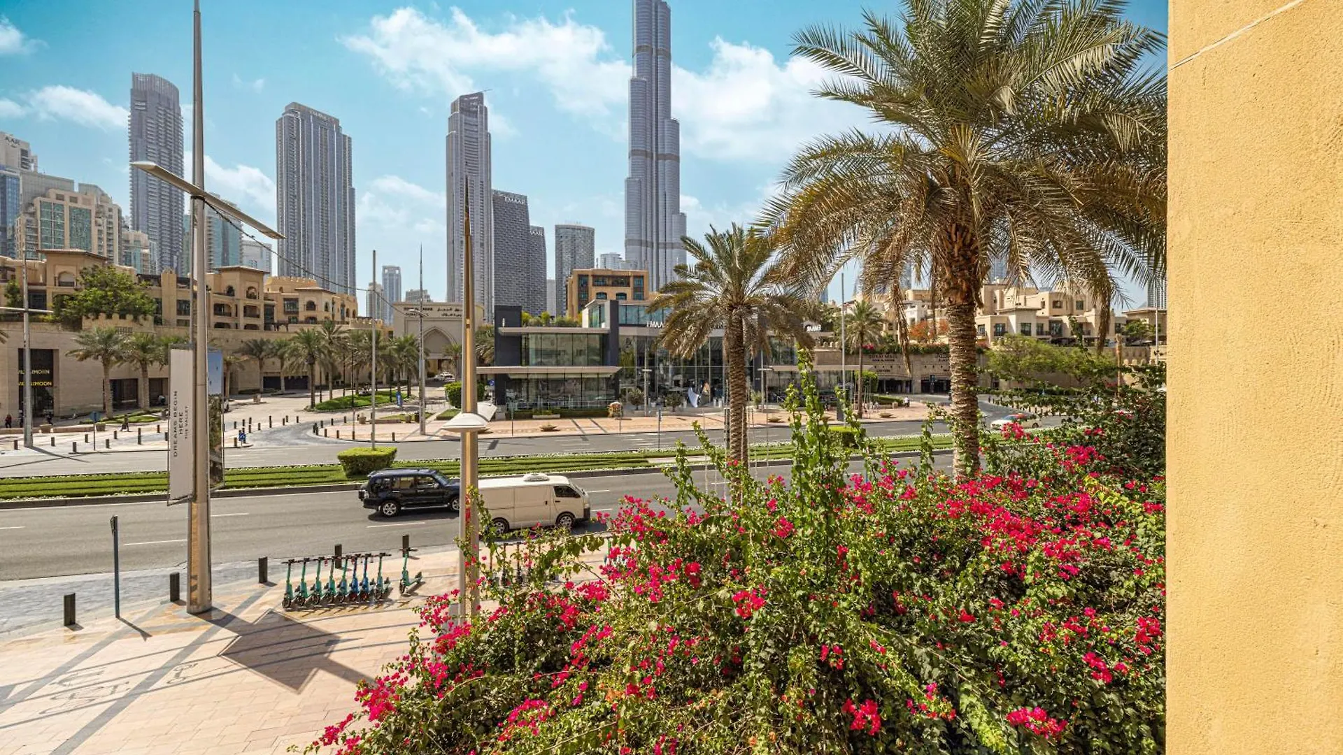 Luxury 2Br Apartment In Downtown Dubai Burj Khalifa View Walk To Dubai Mall By Aya Boutique
