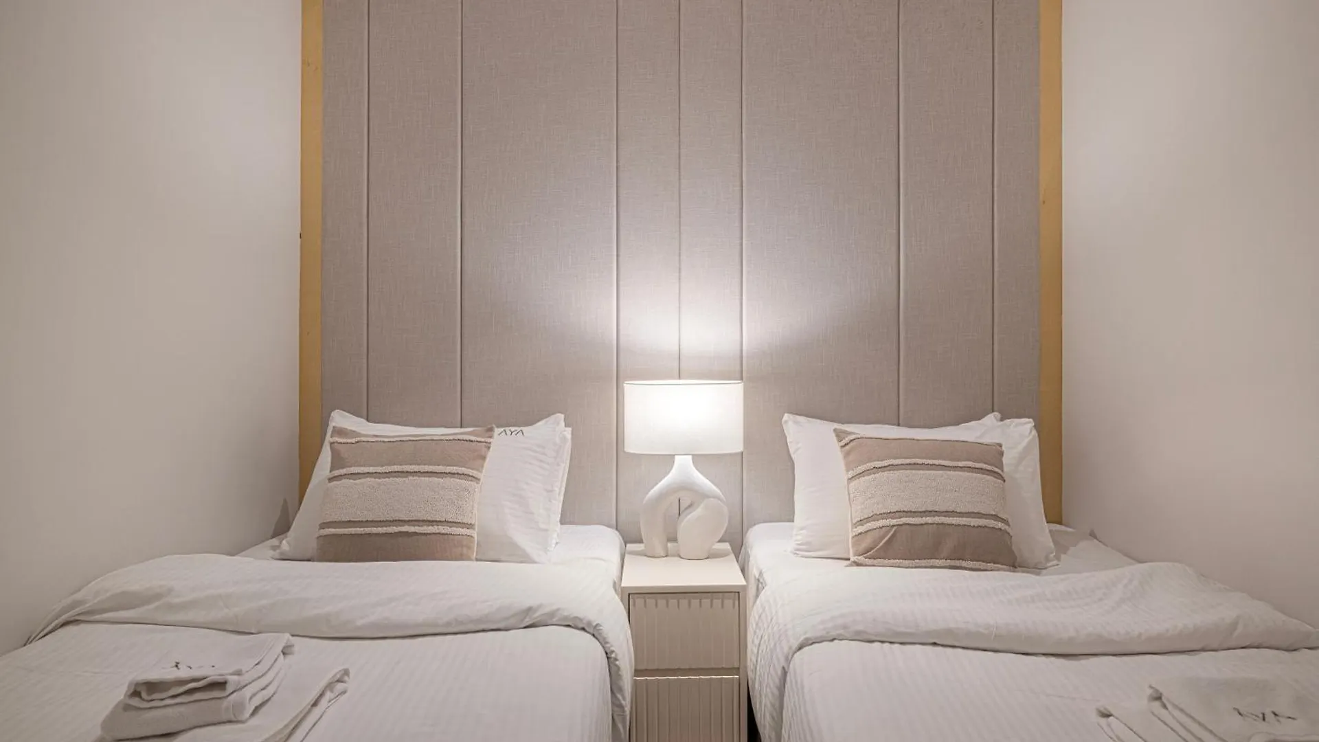 Luxury 2Br Apartment In Downtown Dubai Burj Khalifa View Walk To Dubai Mall By Aya Boutique