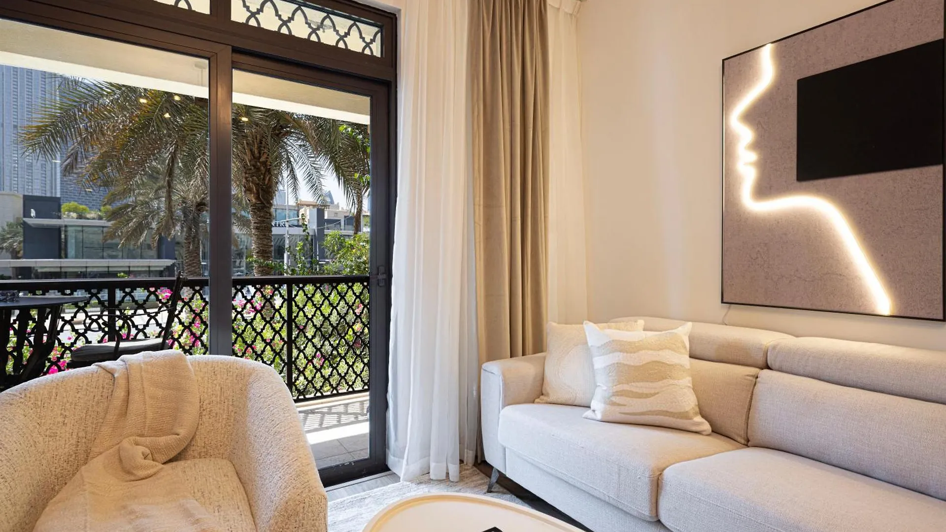 Luxury 2Br Apartment In Downtown Dubai Burj Khalifa View Walk To Dubai Mall By Aya Boutique Spojené arabské emiráty